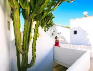 Blu Area Village 3*